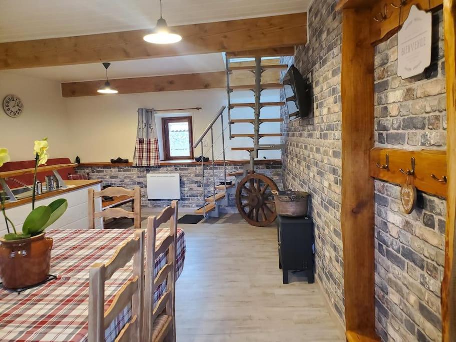 Gite La Grangette De Pauline Mercus-Garrabet Exteriör bild
